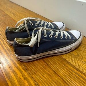 LADIES CONVERSE SNEAKERS